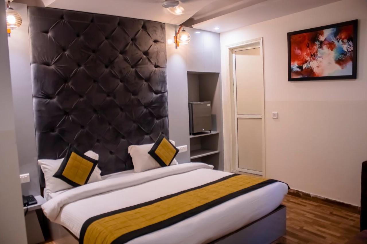 Hotel Airport City Delhi International Airport 新德里 外观 照片