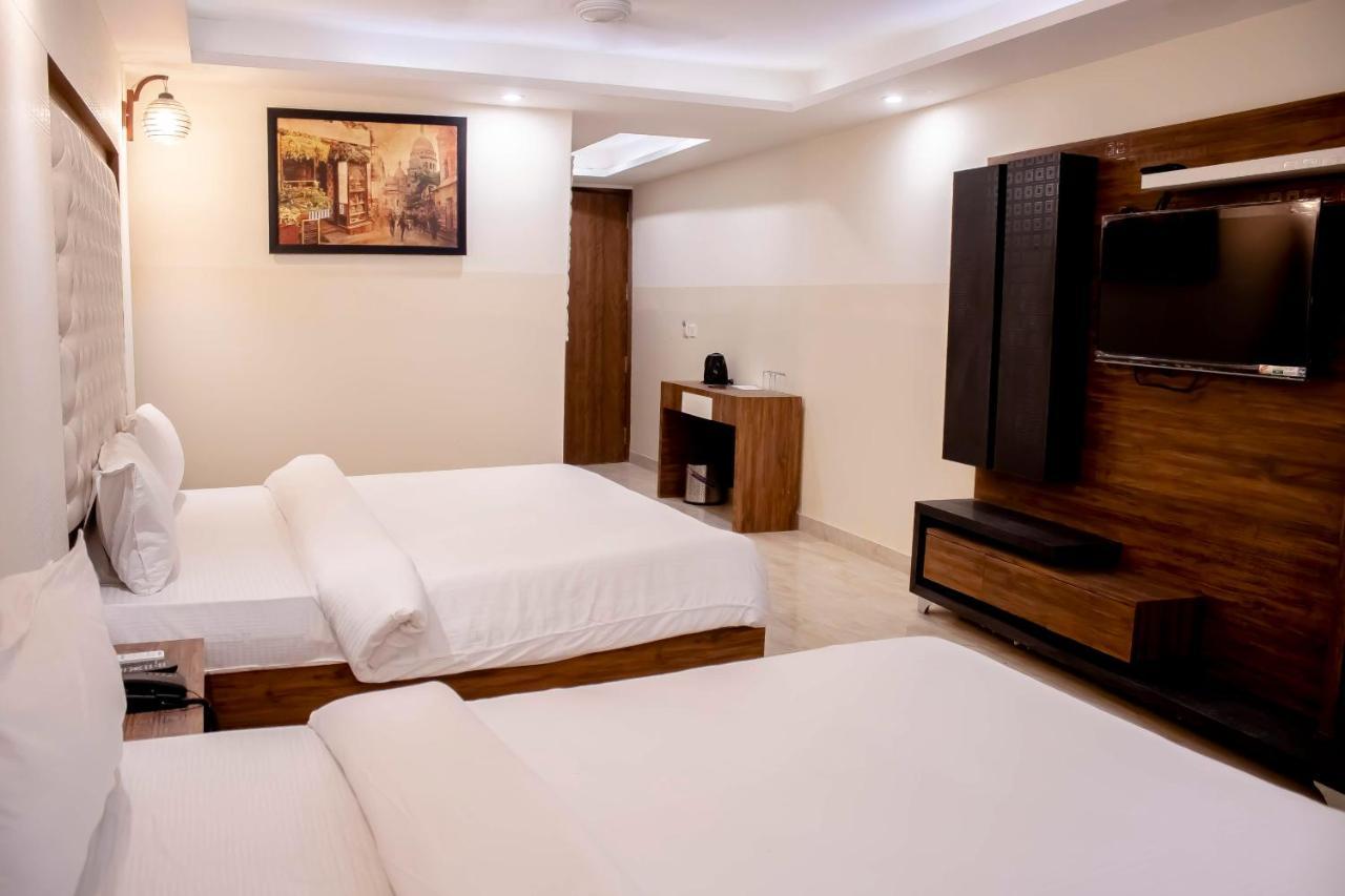Hotel Airport City Delhi International Airport 新德里 外观 照片